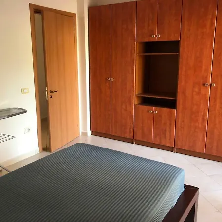 Διαμέρισμα Attractive Area With Sea View *